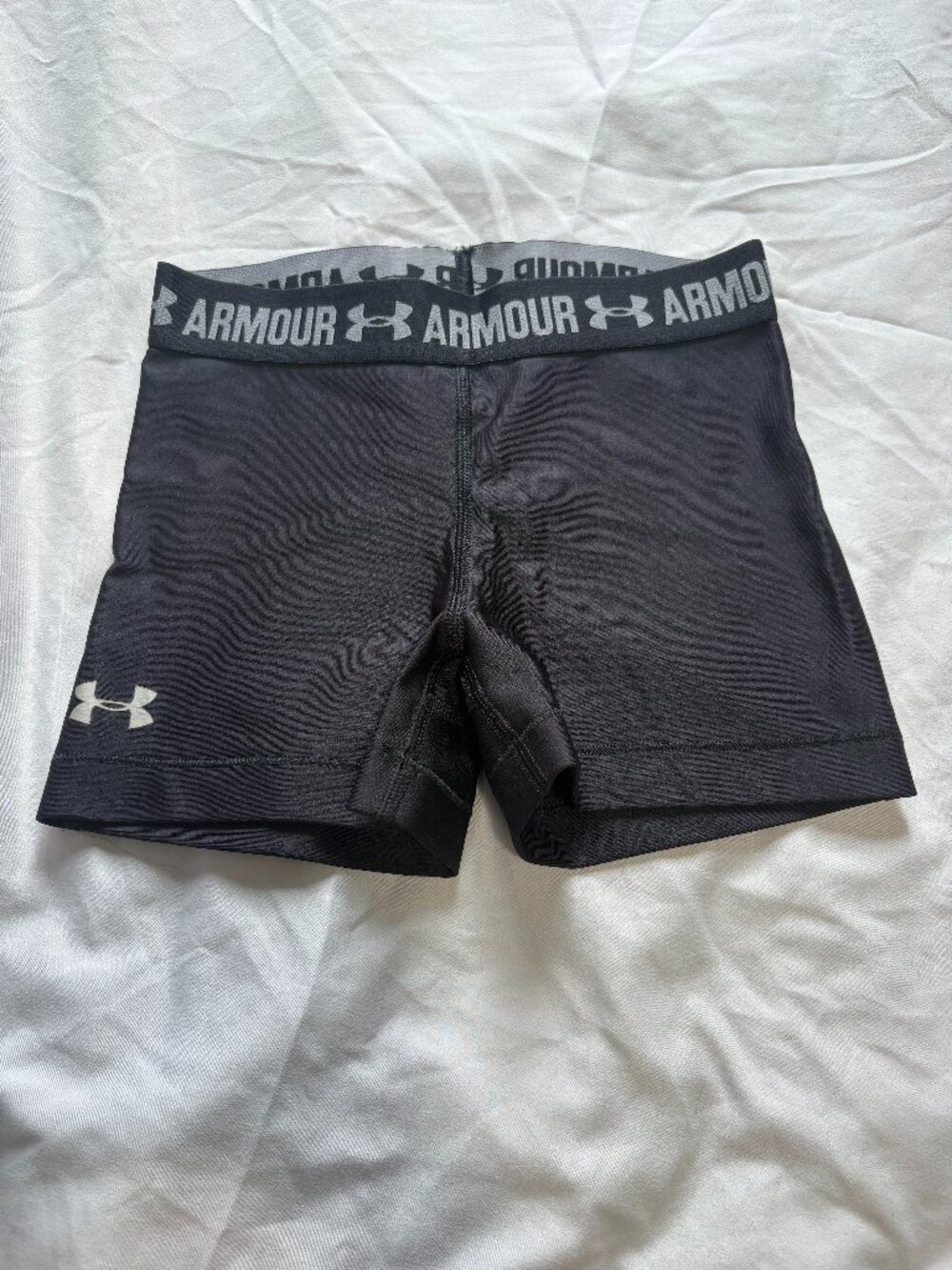 Under Armour Youth XS Black Compression Shorts